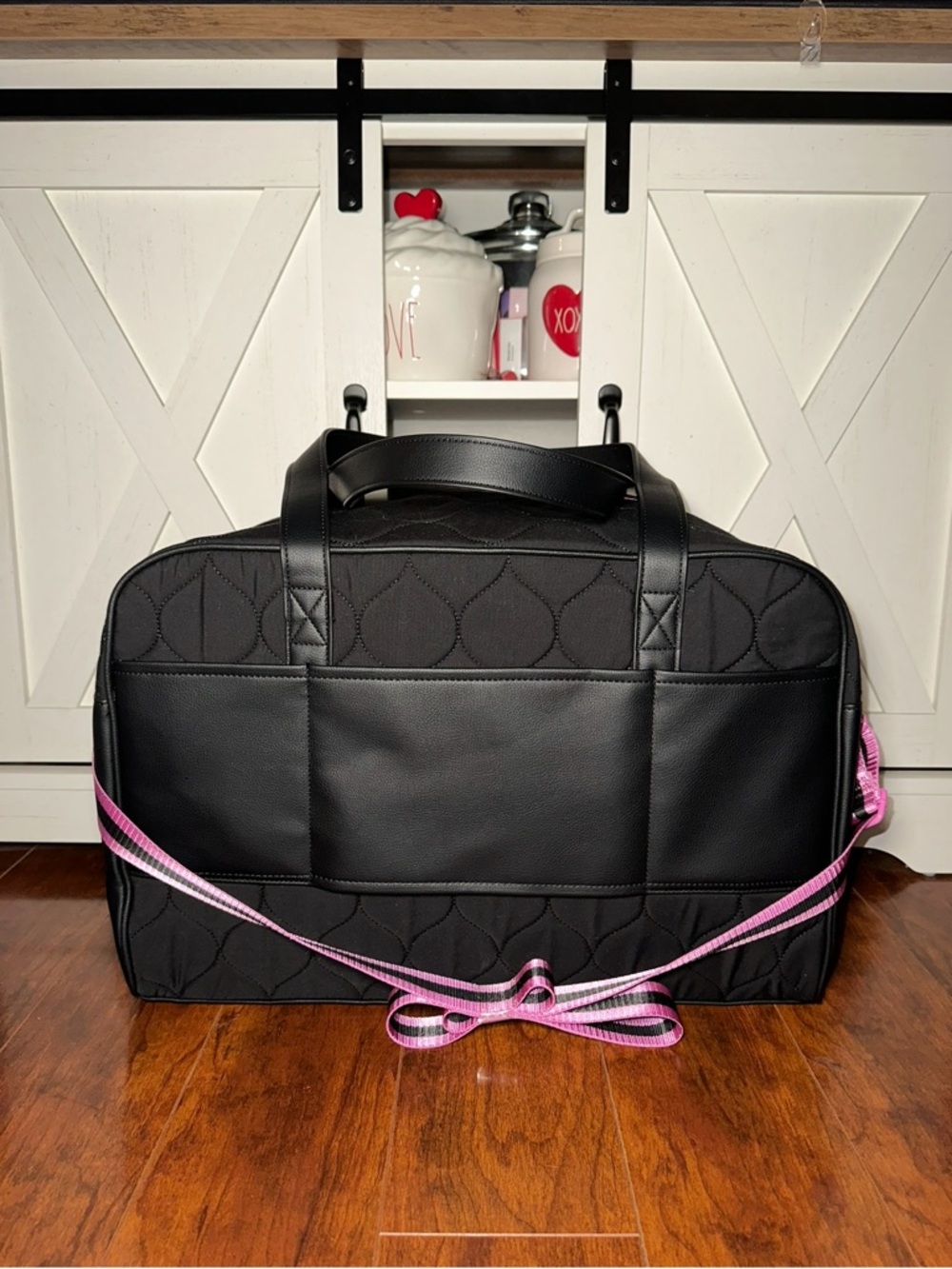 Betsey Johnson Black Quilted Travel Tote with Pink Logo - Picture 3 of 3